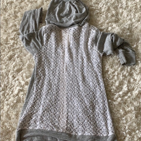 Stylish Gary Hoodie with Lace Back - Picture 3 of 4